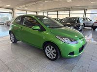 Gebraucht Mazda 2 Inclusive 75 PS (55 kW) 2010 Grün Kleinwagen
