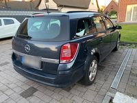 Gebraucht Opel Astra 116 PS (85 kW) 2008 Blau Kombi