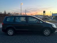 Gebraucht VW Sharan 140 PS (102 kW) 2019 Schwarz Van / Kleinbus