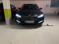 Gebraucht Skoda Superb 200 PS (147 kW) 2021 Schwarz Kombi