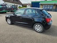 Usata Audi A1 Sportback Attraction 122 CV (89 kW) 2012 Nero Utilitaria