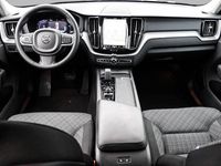 Gebraucht Volvo XC60 Core 197 PS (144 kW) 2023 Grau SUV