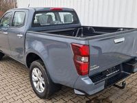 Gebraucht Isuzu D-Max 163 PS (119 kW) 2024 Grau Pickup