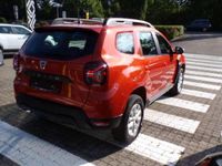 Gebraucht Dacia Duster Expression 131 PS (96 kW) 2022 Orange arizona (metallic) SUV