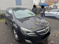 Gebraucht Opel Astra Innovation 140 PS (102 kW) 2012 Schwarz Limousine