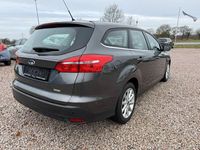 Gebraucht Ford Focus Titanium 125 PS (91 kW) 2016 Grau Kombi