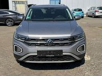 Gebraucht VW T-Roc Style 150 PS (110 kW) 2023 Silber SUV