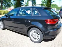Gebraucht Audi A3 Attraction 110 PS (80 kW) 2016 Schwarz Limousine