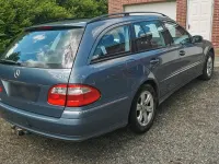Gebraucht Mercedes E220 150 PS (110 kW) 2004 Blau Kombi