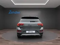 Neu VW T-Roc Style 150 PS (110 kW) 2025 Grau SUV