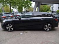 Gebraucht Mercedes CLA200 Urban 156 PS (114 kW) 2017 Kosmosschwarz  metalliclack Coupé