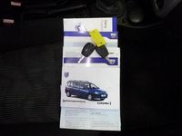 Gebraucht Dacia Logan MCV 105 PS (77 kW) 2009 Platingrau Kombi