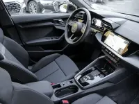 Gebraucht Audi A3 Ambiente 150 PS (110 kW) 2022 Mythosschwarz metallic Limousine