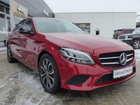 Gebraucht Mercedes C180 156 PS (114 kW) 2019 Rot Limousine