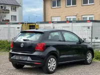 Używany VW Polo LOUNGE 90 KM (66 kW) 2016 Czarny Sedan/Limuzyna