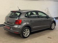Gebraucht VW Polo Comfortline 90 PS (66 kW) 2016 Grau Limousine