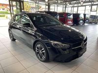 Gebraucht Mercedes B200 Advanced 163 PS (119 kW) 2024 Metalliclack kosmosschwarz Van / Kleinbus