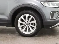Gebraucht VW T-Roc Life 150 PS (110 kW) 2022 Indiumgrau metallic SUV
