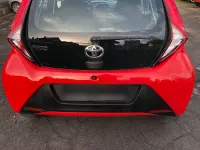Gebraucht Toyota Aygo Play 72 PS (52 kW) 2021 Rot Kleinwagen