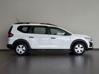 Gebraucht Dacia Jogger Essentiel 101 PS (74 kW) 2024 Weiß Van / Kleinbus