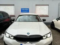 Gebraucht BMW 330e 292 PS (214 kW) 2022 Weiß Limousine