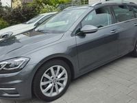 Gebraucht VW Golf VII Highline 150 PS (110 kW) 2019 Grau Kombi