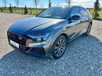 Gebraucht Audi Q8 S-Line 286 PS (210 kW) 2022 Grau SUV