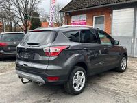 Gebraucht Ford Kuga Cool & Connect 150 PS (110 kW) 2019 Grau SUV