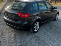 Second-hand Audi A3 105 CP (77 kW) 2011 Negru Hatchback