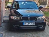 Gebraucht BMW 116 122 PS (89 kW) 2009 Schwarz Kleinwagen