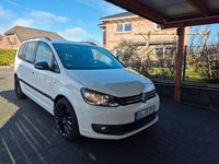 Gebraucht VW Touran Match 105 PS (77 kW) 2012 Weiß Van / Kleinbus