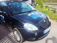 Second-hand Lancia Ypsilon 60 CP (44 kW) 2007 Negru Hatchback