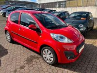 Gebraucht Peugeot 107 Active 68 PS (50 kW) 2012 Rot uni Kleinwagen