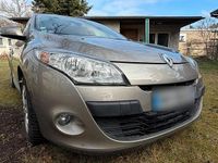Gebraucht Renault Mégane 96 PS (70 kW) 2009 Grau Limousine