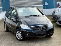 Gebraucht Mercedes A180 109 PS (80 kW) 2011 Schwarz Limousine