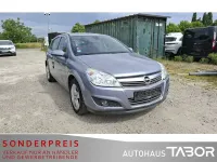 Gebraucht Opel Astra Edition 90 PS (66 kW) 2009 Lichtsilber m2 Limousine