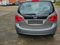 Gebraucht Opel Meriva Edition 101 PS (74 kW) 2011 Silber Van / Kleinbus