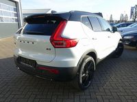 Neu Volvo XC40 Plus 163 PS (119 kW) 2025 Weiß SUV