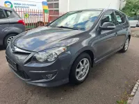 Gebraucht Hyundai i30 Edition 90 PS (66 kW) 2011 Steel gray Kleinwagen