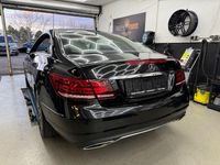 Gebraucht Mercedes E200 AMG 184 PS (135 kW) 2016 Schwarz Coupé