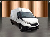 Gebraucht Iveco Daily 156 PS (114 kW) 2023 Weiß white ic 194 Van