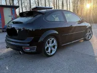 Używany Ford Focus ST 224 KM (164 kW) 2007 Czarny Sedan/Limuzyna