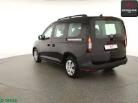 Gebraucht VW Caddy 122 PS (89 kW) 2022 Deep black perleffekt Van / Kleinbus