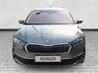 Neu Skoda Octavia Selection 150 PS (110 kW) 2026 Graphitegrau metallic Kombi