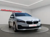 Gebraucht BMW 225 Advantage 136 PS (100 kW) 2020 Weiß Kombi