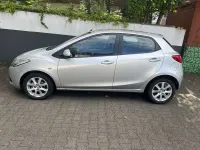 Gebraucht Mazda 2 Independence 86 PS (63 kW) 2008 Satinsilber metallic Kleinwagen