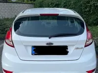 Gebraucht Ford Fiesta Trend 75 PS (55 kW) 2014 Weiß Kleinwagen