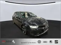 Gebraucht Opel Astra Elegance 131 PS (96 kW) 2023 Karbon schwarz metallic Kleinwagen