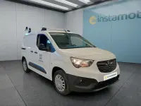 Gebraucht Opel Combo 131 PS (96 kW) 2022 Weiß Van / Kleinbus