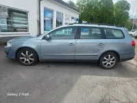 Gebraucht VW Passat 140 PS (102 kW) 2010 Blau Kombi